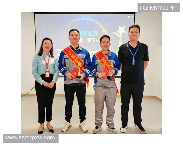 南京羽毛球队在亚运会上的卓越表现彰显团队力量与拼搏精神